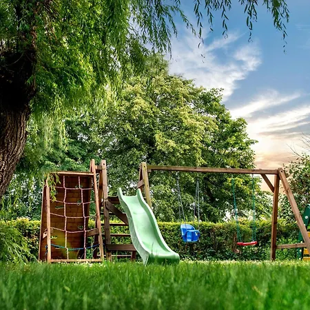 Dwie Podkowy Trzebiatow nad Rega