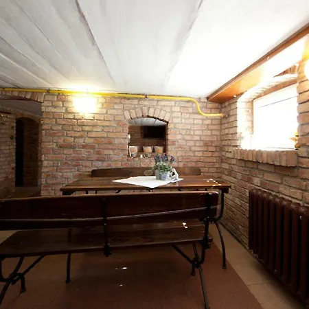 Dwie Podkowy Trzebiatów nad Regą