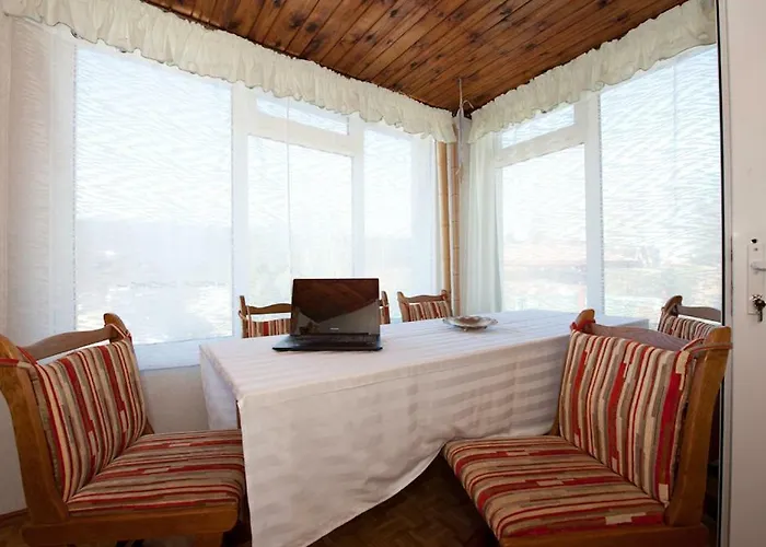 Dwie Podkowy * Trzebiatow nad Rega