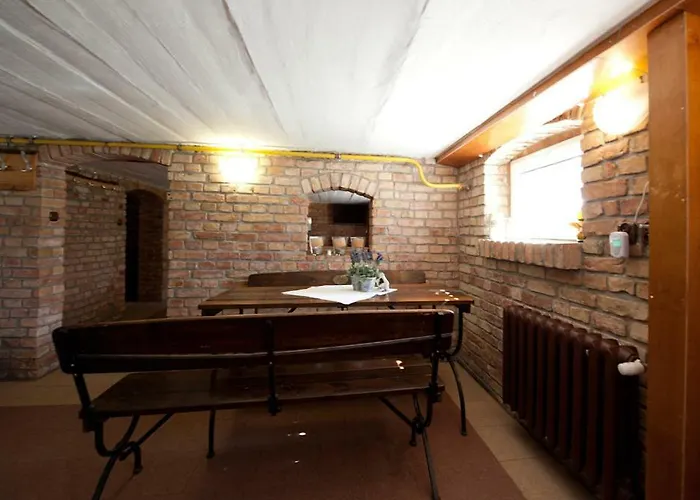 Dwie Podkowy Trzebiatow nad Rega